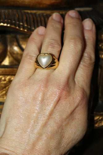 Bague 57 Bague cœur en or jaune 18 carats avec perle mabé 58 Facettes 563