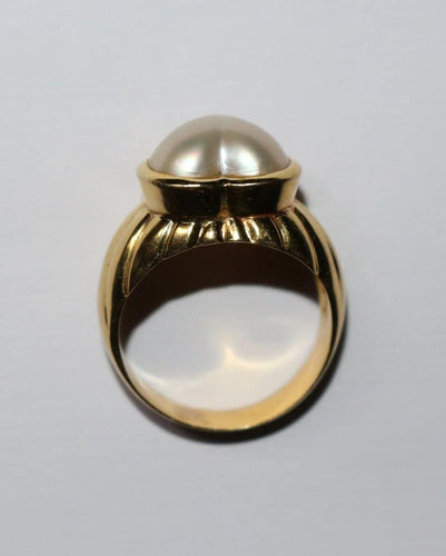 Bague 57 Bague cœur en or jaune 18 carats avec perle mabé 58 Facettes 563