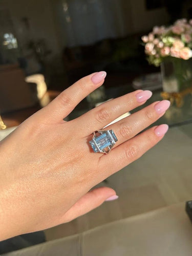Bague 56 Bague en or blanc sertie d’une aigue-marine 58 Facettes 1178