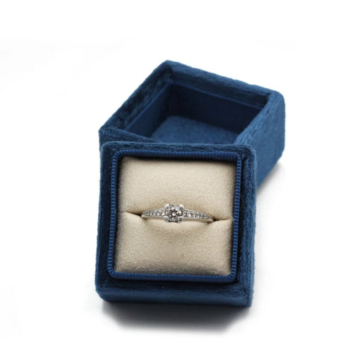 a32e085d-681e-4b6a-e17b-0603a4577500