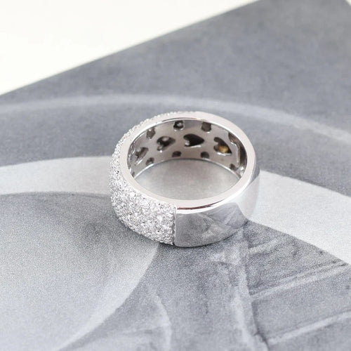 Bague 57 Bague pavée de diamants 0,98 ct en or blanc 18 carats 58 Facettes 131252
