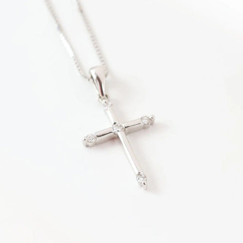 Collier Chaîne - Pendentif croix en or blanc et diamants 58 Facettes 159/24P