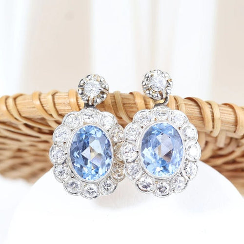 Boucles d'oreilles Boucles d'oreilles vintage à motif floral en or jaune 18 carats et diamants 58 Facettes J00003070
