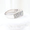 Bague 56 Bague pavée en or blanc 18 carats et diamants 58 Facettes VV1-A