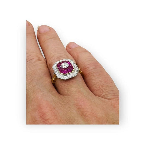 Bague 54 Bague de fiançailles - Bague en or jaune 18 carats rubis et diamants 58 Facettes 7598 A
