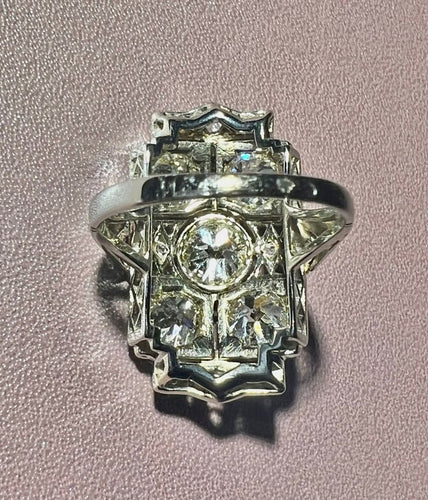 f2f764d6-b070-4115-c741-6429645e0400