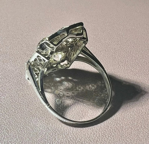 d8f2adf7-4715-4e50-f1e3-3c7145bdbe00