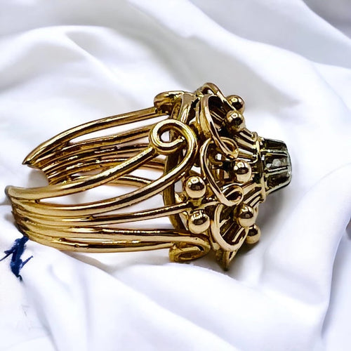 1d085ef5-55c2-47e9-fef4-6b1455259400