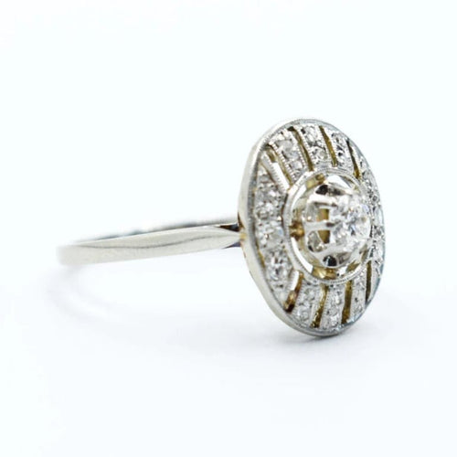 Bague 53 Bague Art déco ovale en or 18 carats, platine et diamants 58 Facettes