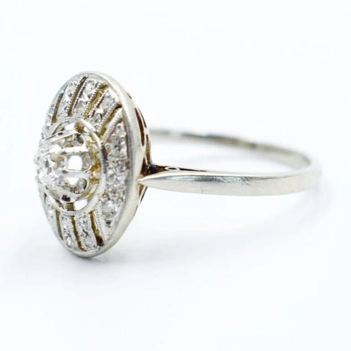 Bague 53 Bague Art déco ovale en or 18 carats, platine et diamants 58 Facettes
