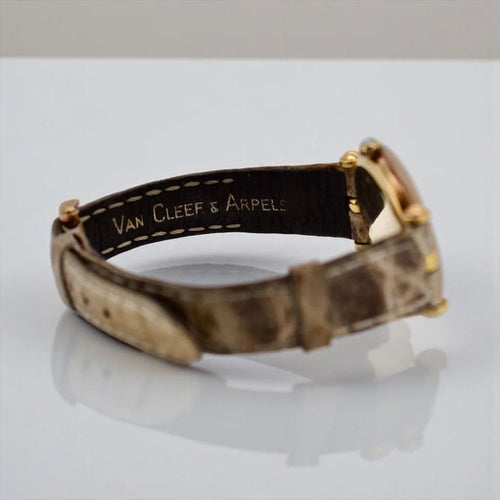 Montre Van Cleef & Arpels Pierre Arpels - Montre femme en or jaune 18 carats 58 Facettes 393