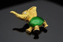 Broche Broche « Dumbo » éléphant en émaux verts et diamant 58 Facettes