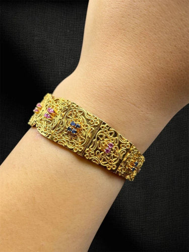 Bracelet Broderie féerique - Bracelet en or, saphirs et rubis 58 Facettes