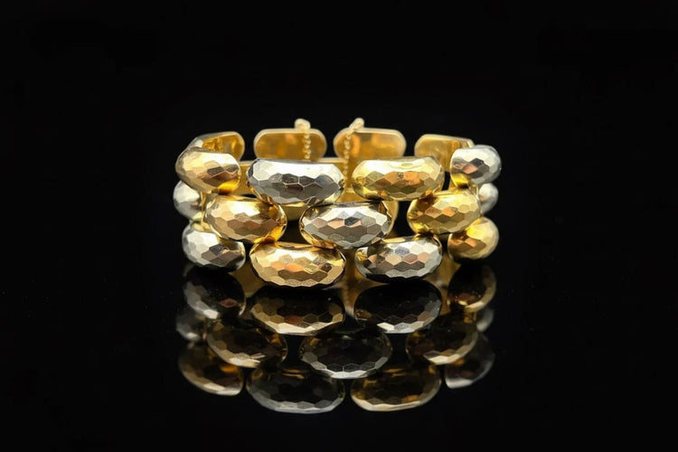 295fba35-a9cc-47df-d728-62b2fcea5200