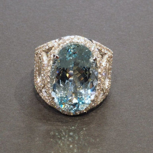 Bague 54 Bague en or blanc 18 carats avec aigue-marine et diamants 58 Facettes 4802
