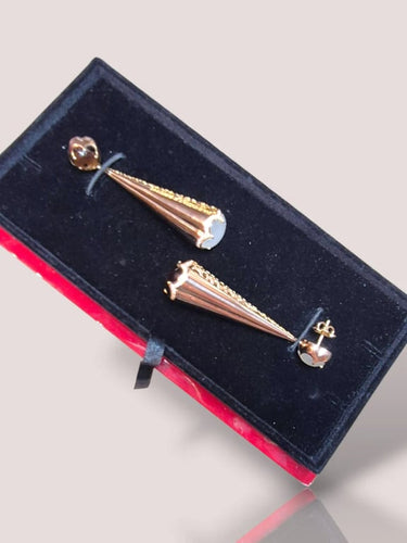 3202c94f-599a-4585-869d-d59043980900