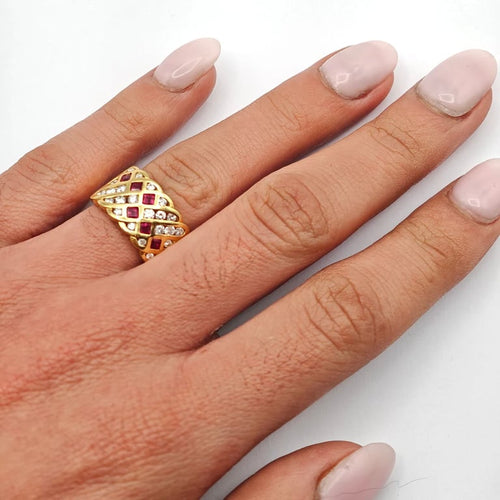 123b8459-8b3c-4c8e-862e-47176aabb800