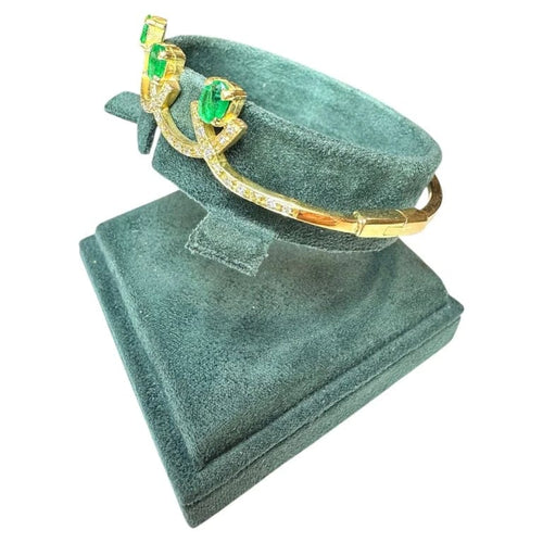 Bracelet Bracelet en or jaune 18K avec émeraudes et diamants 58 Facettes