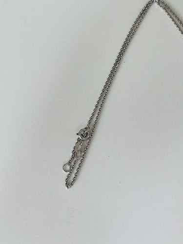 Collier Collier solitaire en or gris et diamant taille ancienne 1,90 carat 58 Facettes