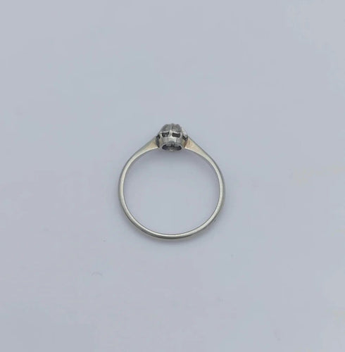 Bague 53 Bague solitaire vintage en or gris 18K avec diamant 58 Facettes