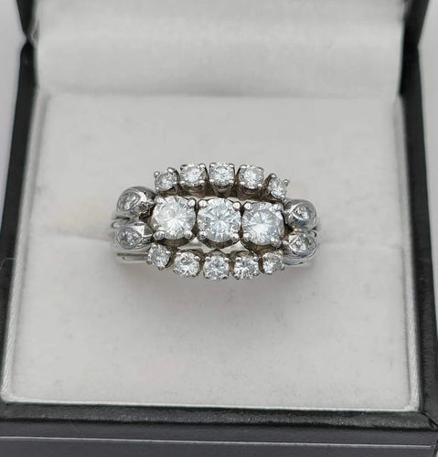 Bague 57 Carl Bucherer - Bague vintage imposante en or gris 18K et diamants 58 Facettes