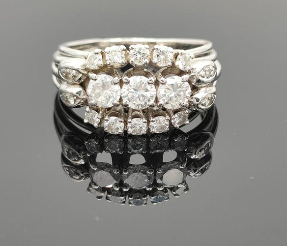 Bague 57 Carl Bucherer - Bague vintage imposante en or gris 18K et diamants 58 Facettes