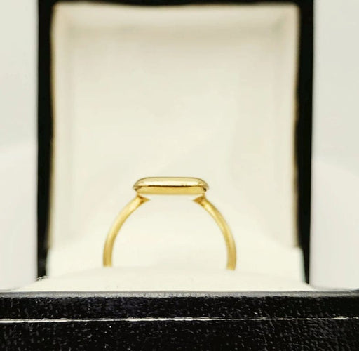 Bague 50 Bague panneau rectangulaire en or jaune 18K et diamants 58 Facettes