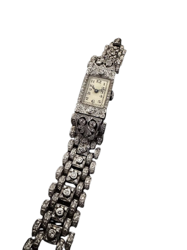 8e805d20-0a40-41d6-9640-950f96193600