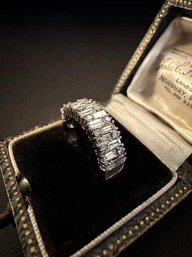 Bague 54 Bague demi-alliance en or blanc sertie de diamants 58 Facettes