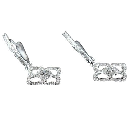 Boucles d'oreilles Boucles d’oreilles pendantes en or blanc serties de diamants 58 Facettes 388019