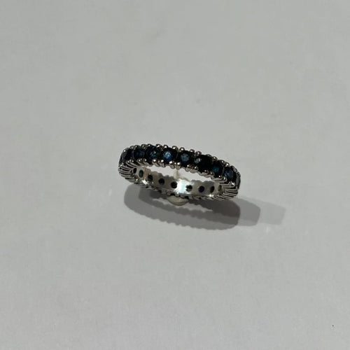 8716b577-63f8-4ebc-e3c3-48b3cf417600