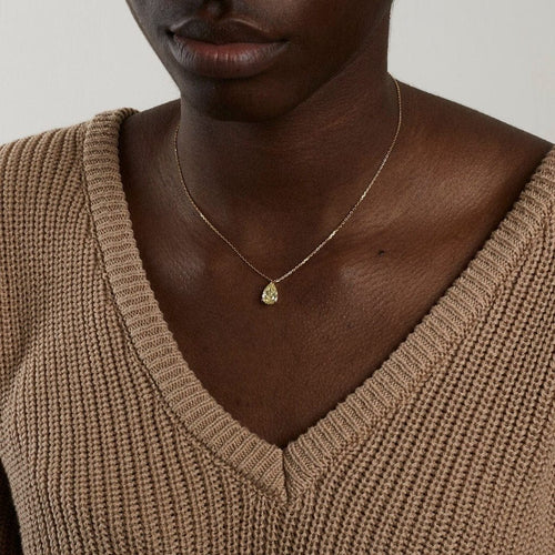 Collier Collier diamant poire 2,52 carats en or jaune 18k Fancy Yellow 58 Facettes