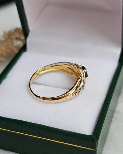 Bague 55 Bague saphir ovale en or jaune et or blanc 18 carats 58 Facettes 637