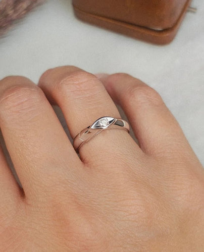 c5ee8bb0-5184-475d-9d90-6ebad5f48000