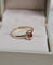 Bague 50.5 Bague en or jaune 18 carats avec rubis et diamants 58 Facettes 712