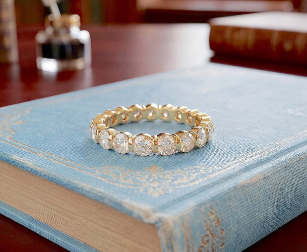 Bague 53 Chirol - Alliance américaine vintage en or jaune 18 carats et diamants 58 Facettes 1766