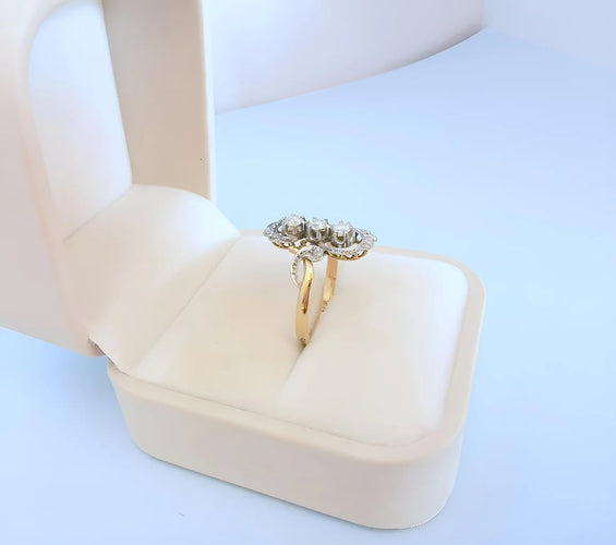 c6e440cf-0889-4ee4-9b92-a592d7726a00