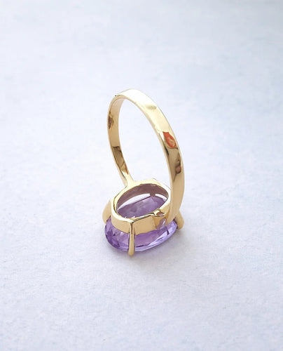 Bague 54.5 Bague solitaire à améthyste ovale en or jaune 18 K 58 Facettes AA 1601