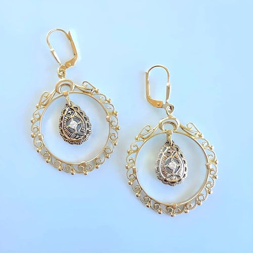 Boucles d'oreilles Boucles d'oreilles pendantes orientales en or jaune et blanc 18 carats, diamant 58 Facettes 1748