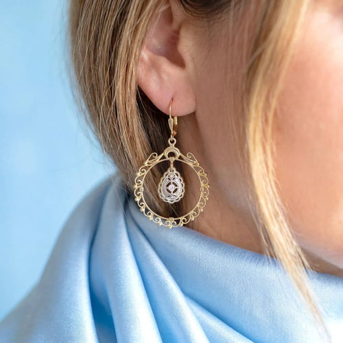 Boucles d'oreilles Boucles d'oreilles pendantes orientales en or jaune et blanc 18 carats, diamant 58 Facettes 1748