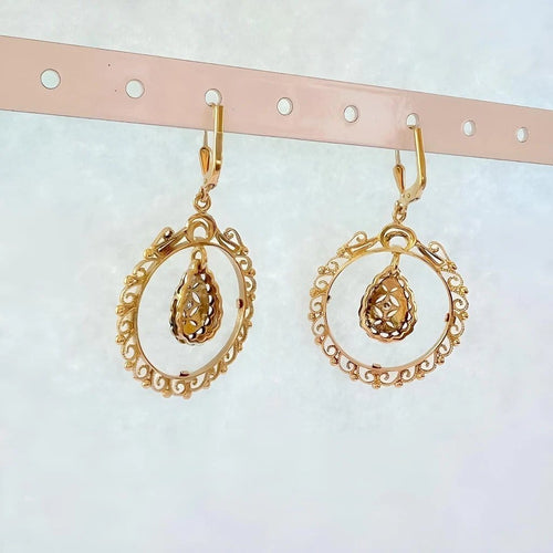 Boucles d'oreilles Boucles d'oreilles pendantes orientales en or jaune et blanc 18 carats, diamant 58 Facettes 1748