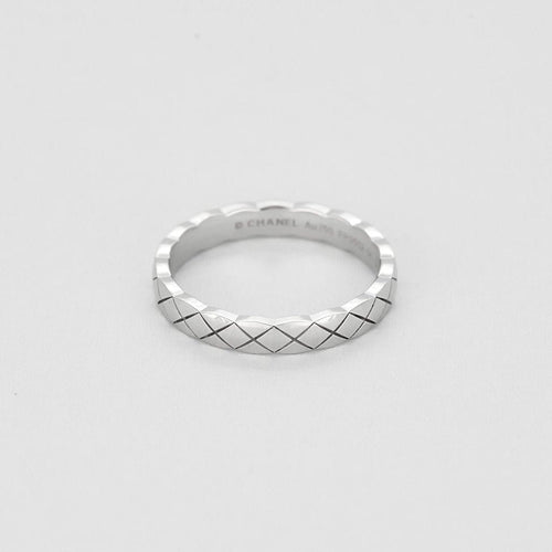 Bague 56 CHANEL - Bague Coco Crush mini modèle en Or blanc 18k 58 Facettes 58FC17-1