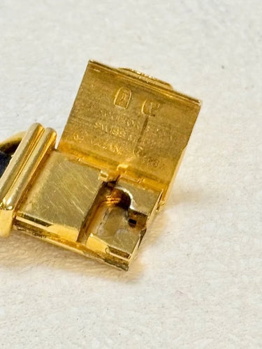 b3762357-cd09-4039-7140-846e33fb9b00