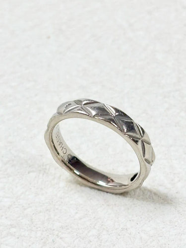 Bague 48 Chanel Coco Crush - Bague en platine avec diamant 58 Facettes WC-2025-2214