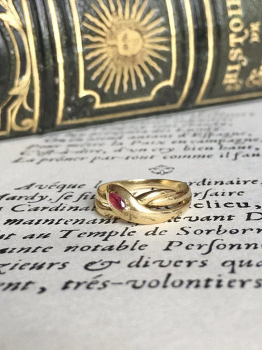 Bague 49 Bague serpent enroulé en or jaune 18k et rubis 58 Facettes