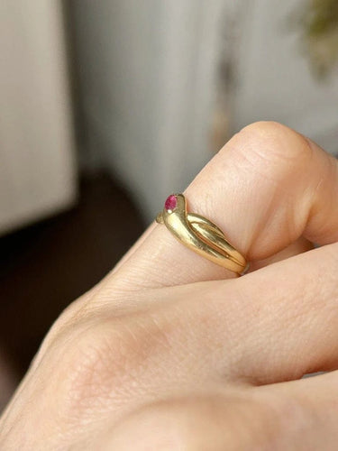 Bague 49 Bague serpent enroulé en or jaune 18k et rubis 58 Facettes