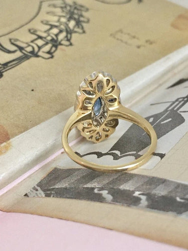 Bague 50.5 Bague Art déco pavée en or jaune 18K et platine, saphirs et diamants 58 Facettes