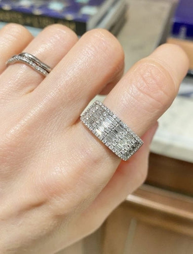 Bague 53 Bague - Or blanc 18 carats et diamants 58 Facettes