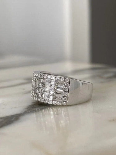 Bague 53 Bague - Or blanc 18 carats et diamants 58 Facettes