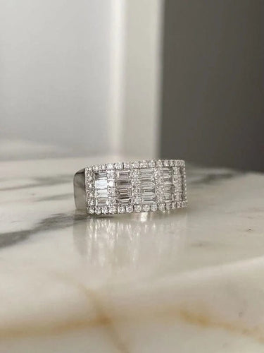 Bague 53 Bague - Or blanc 18 carats et diamants 58 Facettes